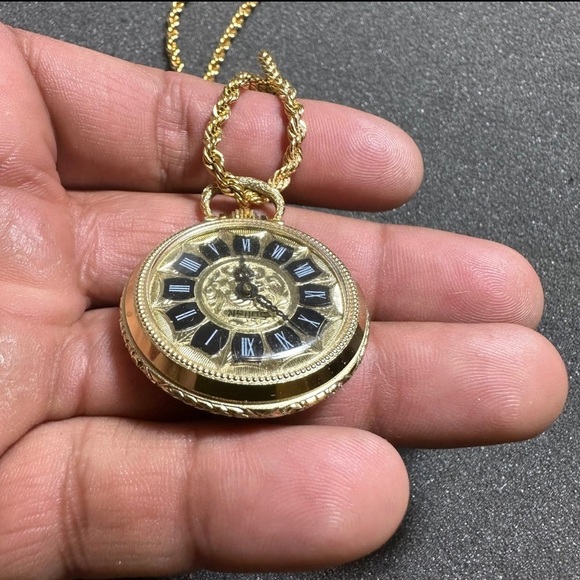 Vintage Sutton Gold Ornate Pendant Pocket Watch On 24” Monet Rope Chain Working - Picture 3 of 9
